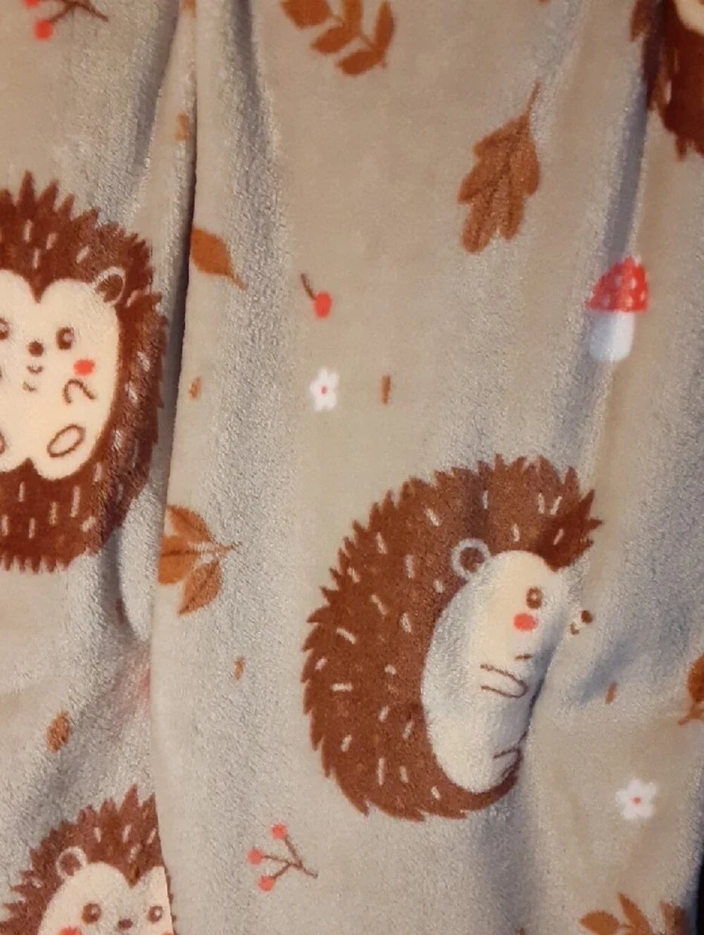 Beige Hedgehog Plush Throw